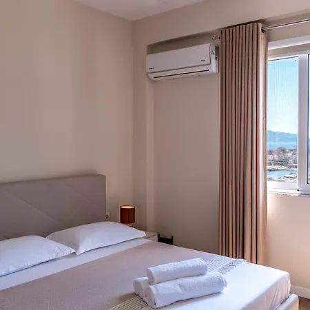 Apartment Saraci - Premium Seaview With Private Parking *