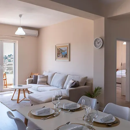 Saraci - Premium Seaview With Private Parking *
